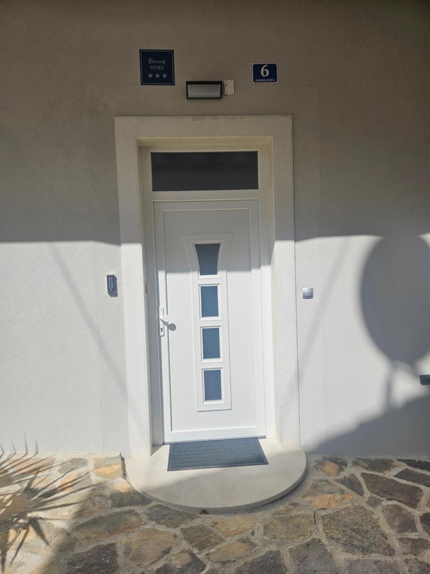 Split Varos Inn Buitenkant foto